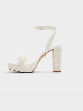 Size 6 Aldo Lulu Pearl Platform
